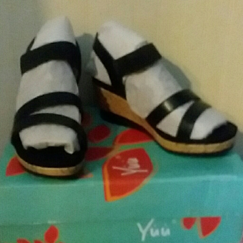 Yuu cork wedges